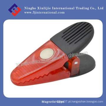 Magnetic Plastic Hand Clamp